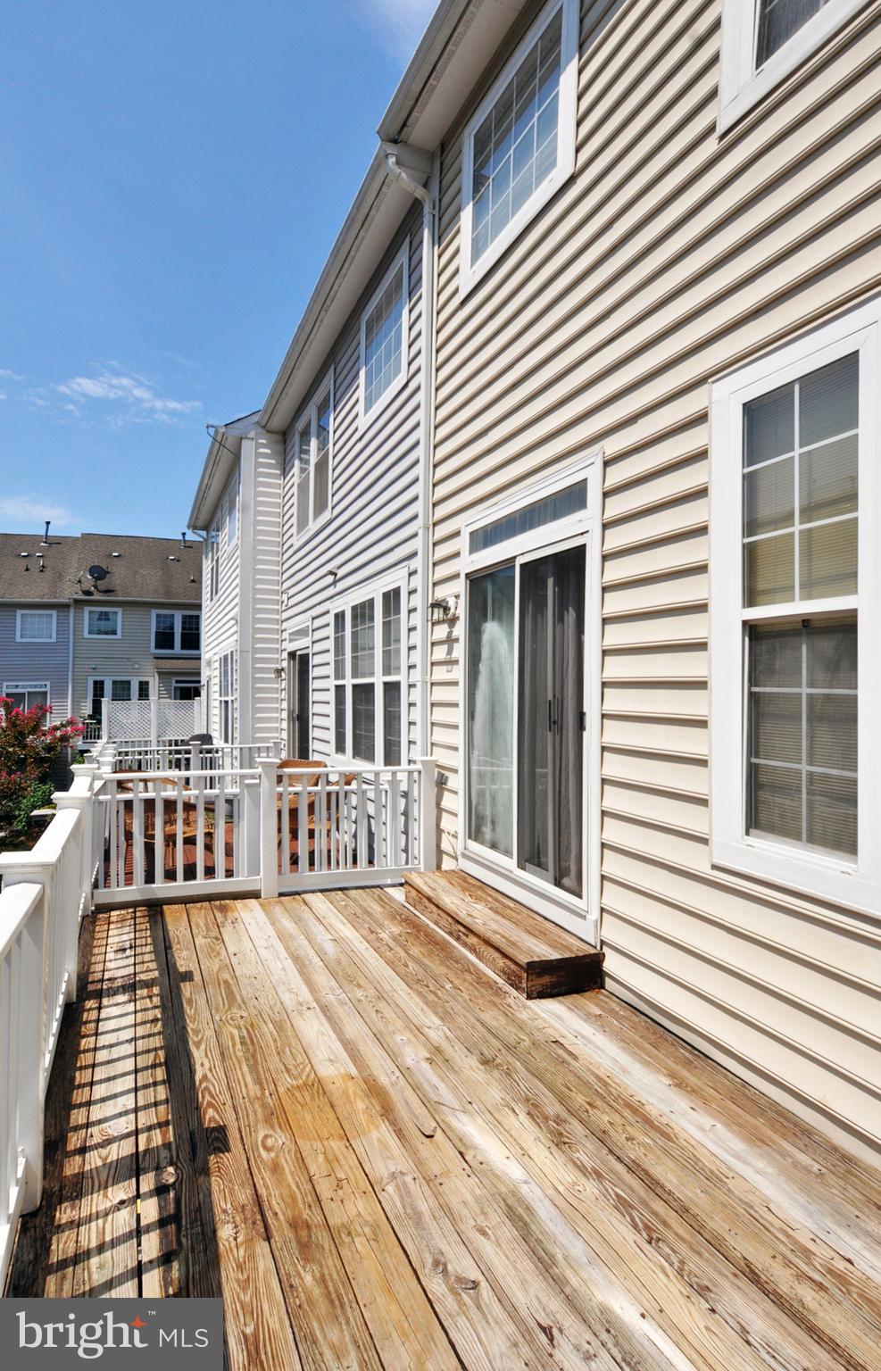 KING FARM WATKINS POND - Residential Lease