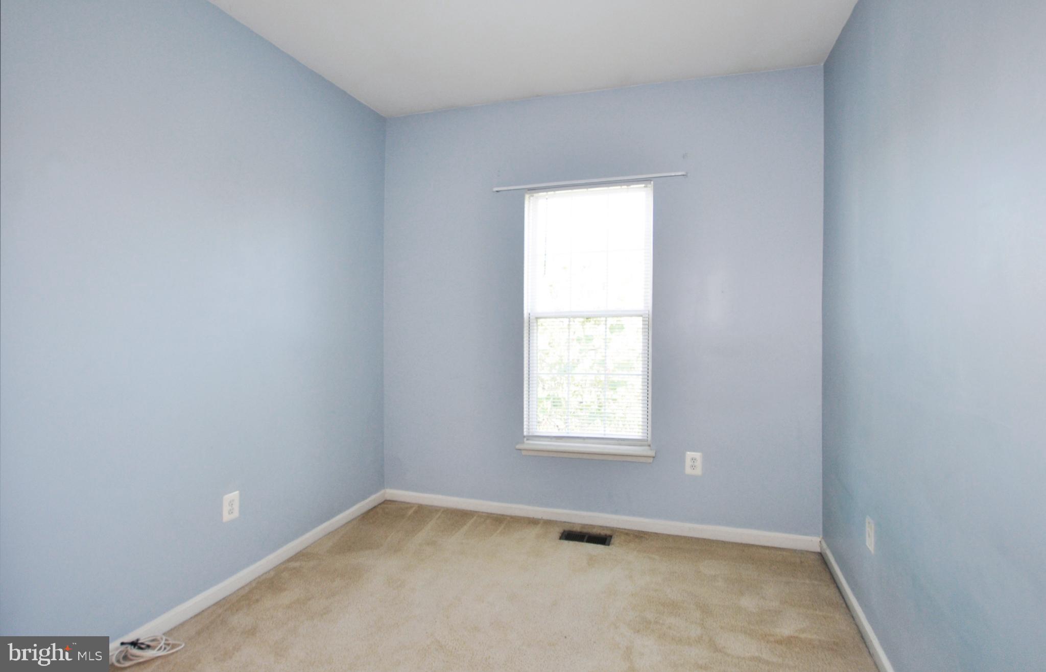 KING FARM WATKINS POND - Residential Lease