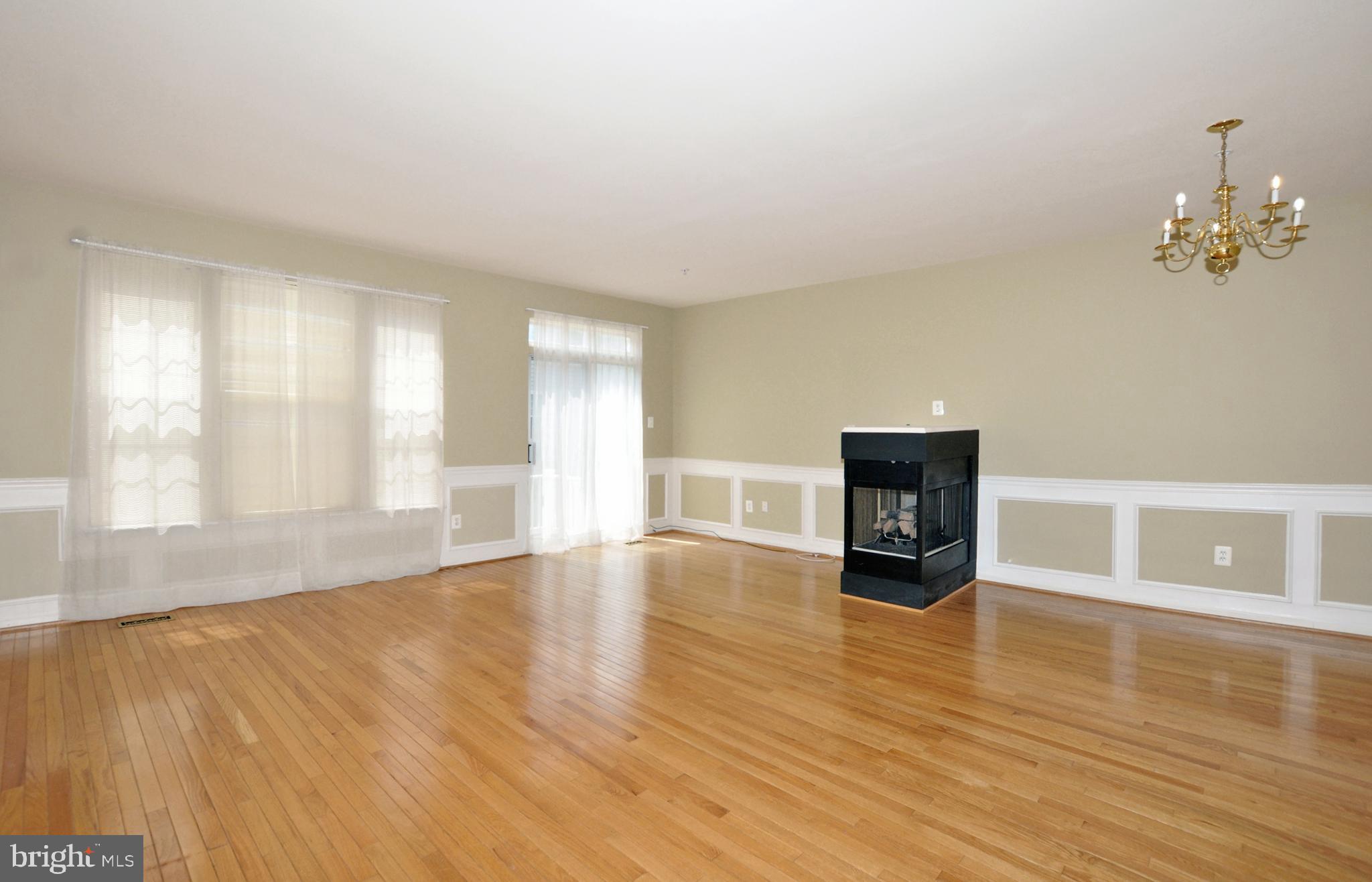 KING FARM WATKINS POND - Residential Lease