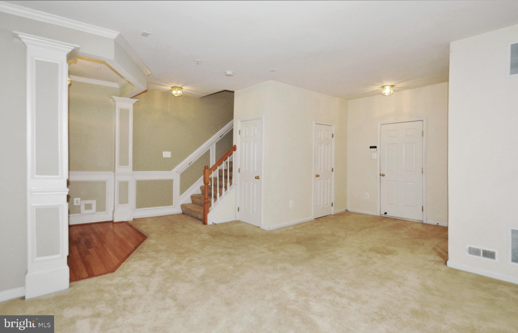 KING FARM WATKINS POND - Residential Lease