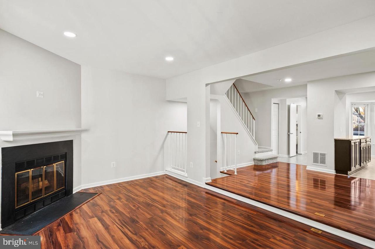 MARBLE HILL - Residential Lease