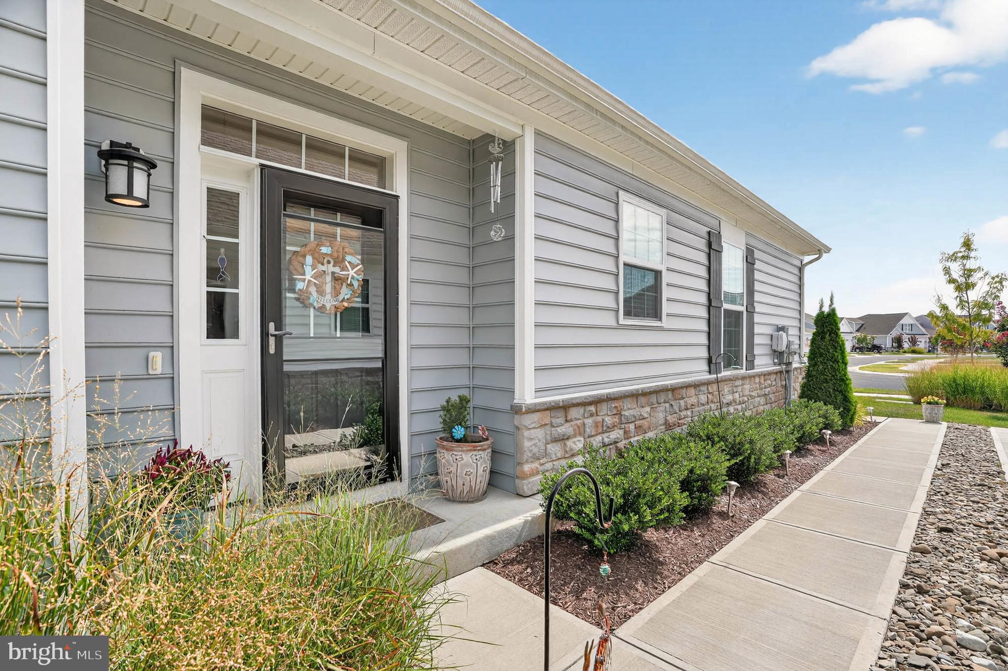 298 MOORINGS CIRCLE