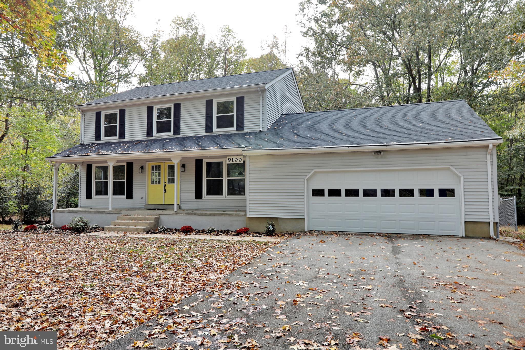 ROLLING HILLS - Residential