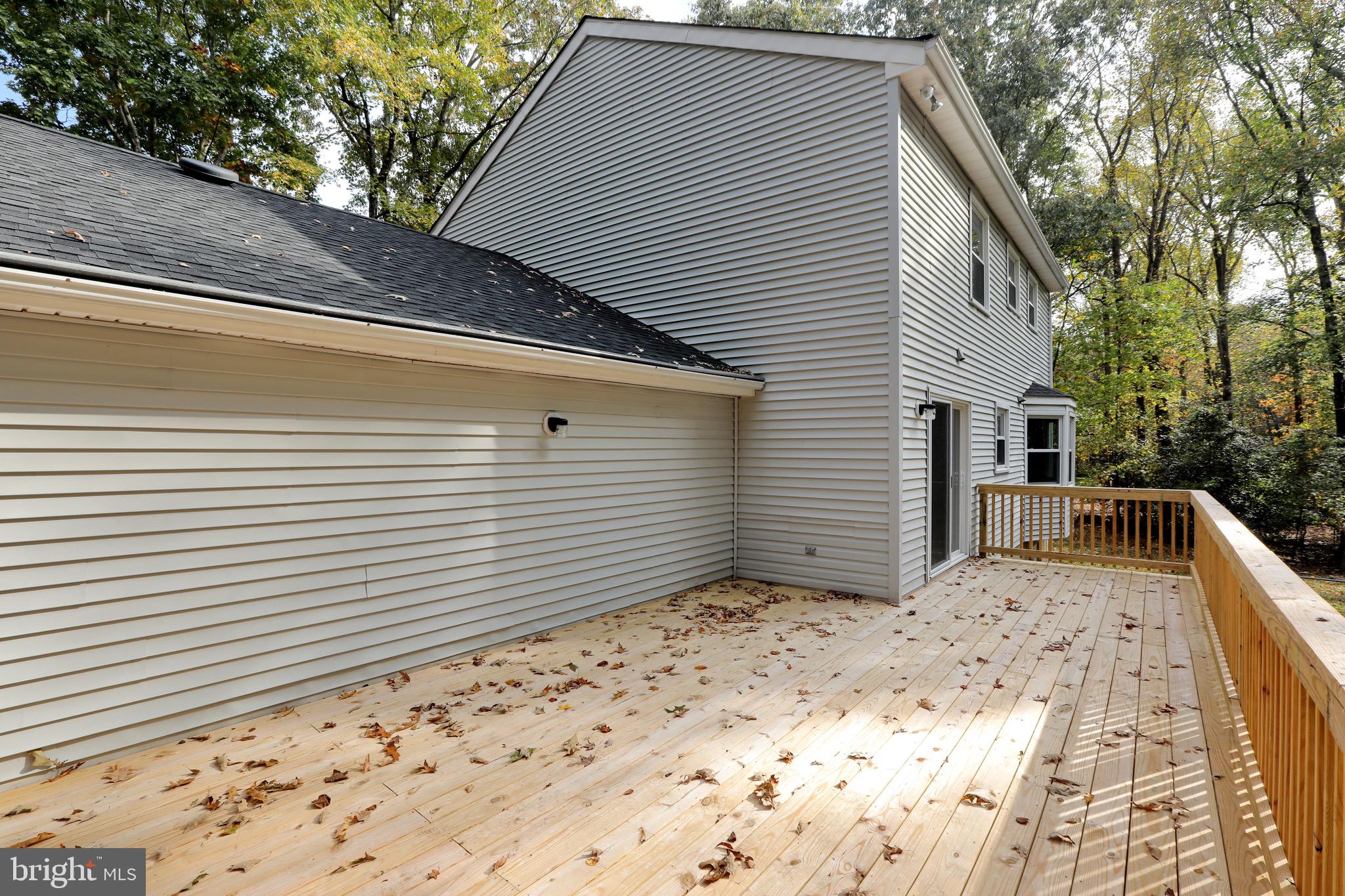 ROLLING HILLS - Residential