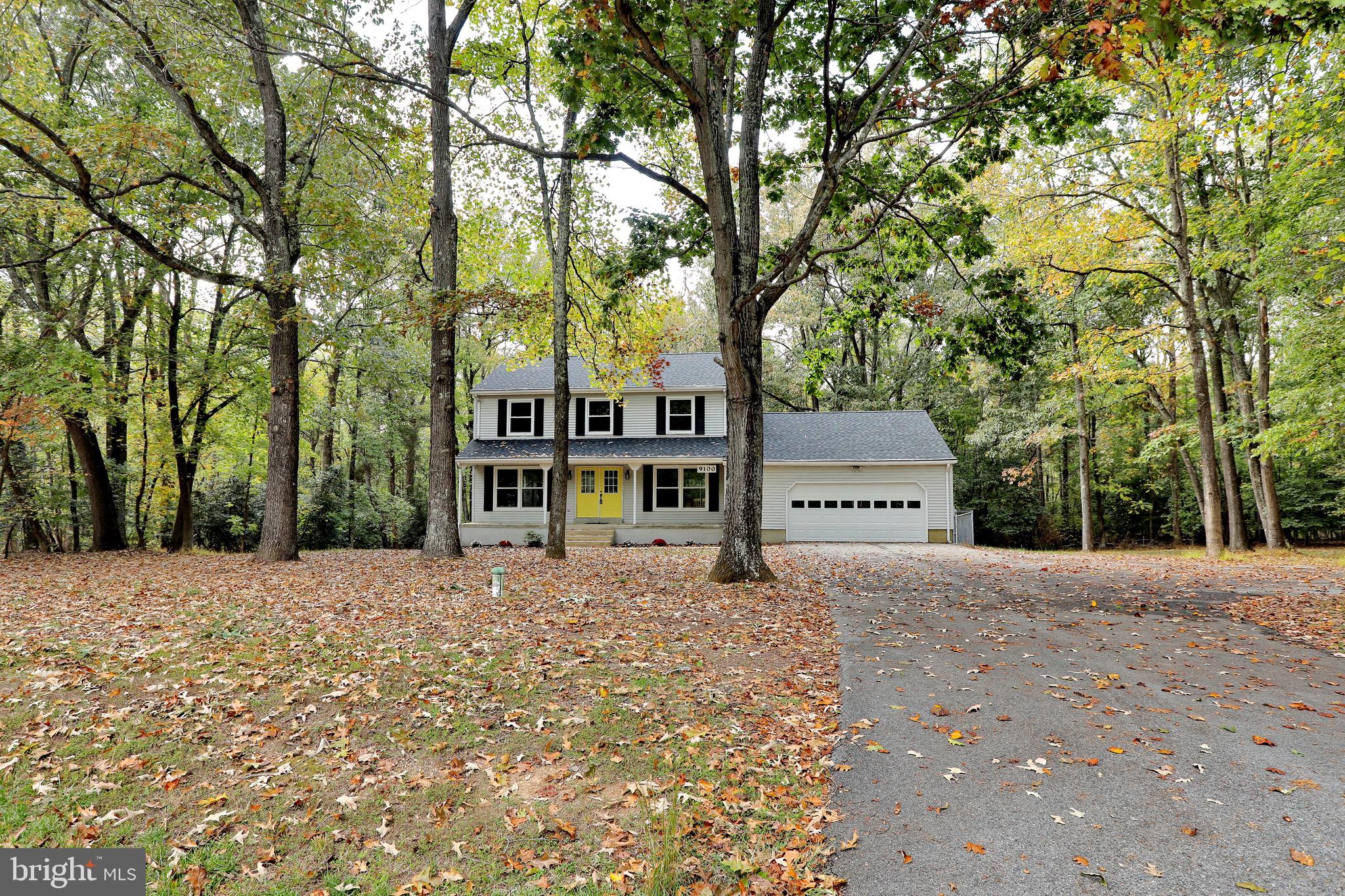 ROLLING HILLS - Residential