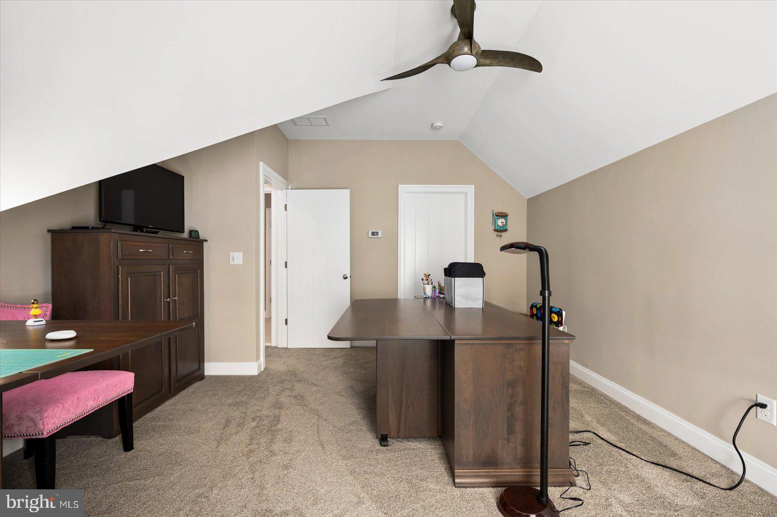 PENINSULA - Residential