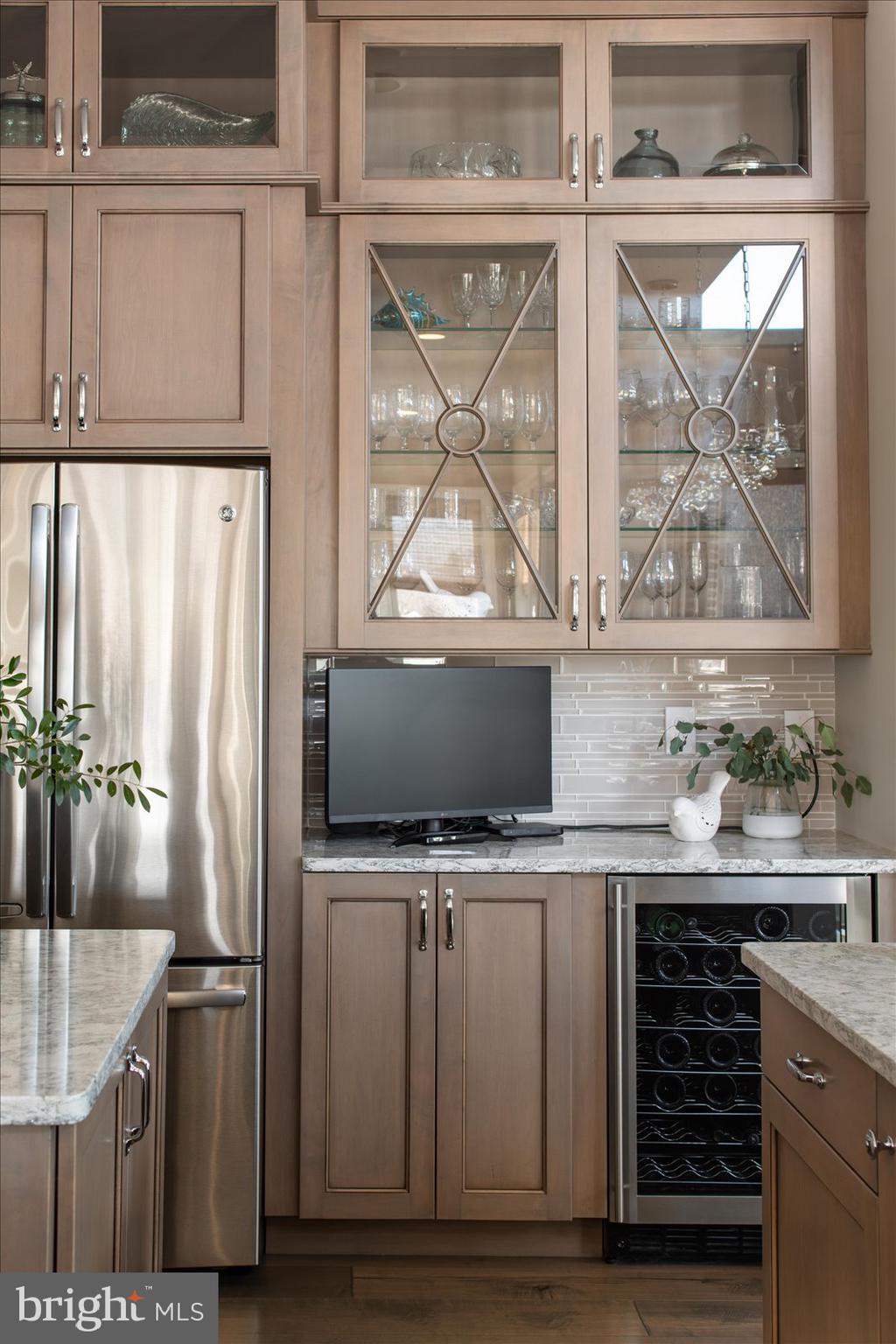 PENINSULA - Residential