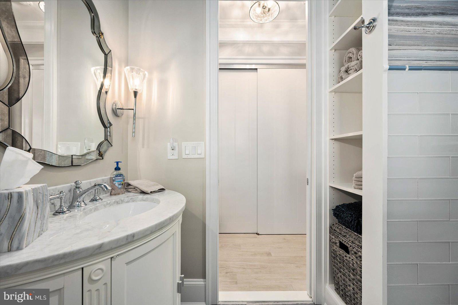 PENINSULA - Residential