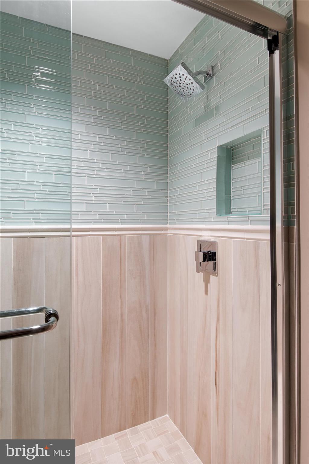 PENINSULA - Residential