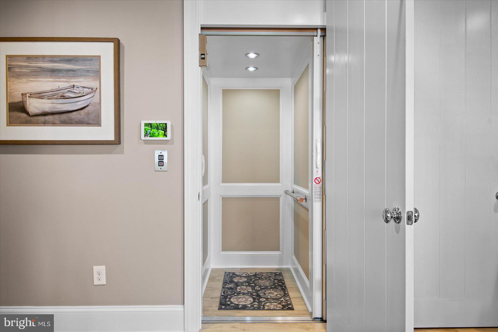 PENINSULA - Residential