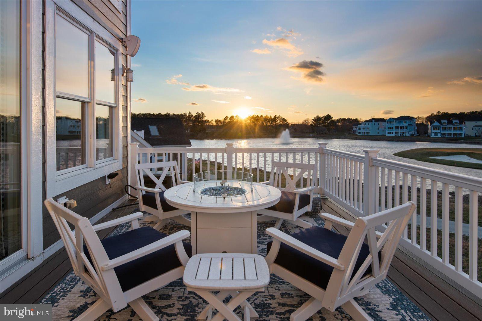 PENINSULA - Residential