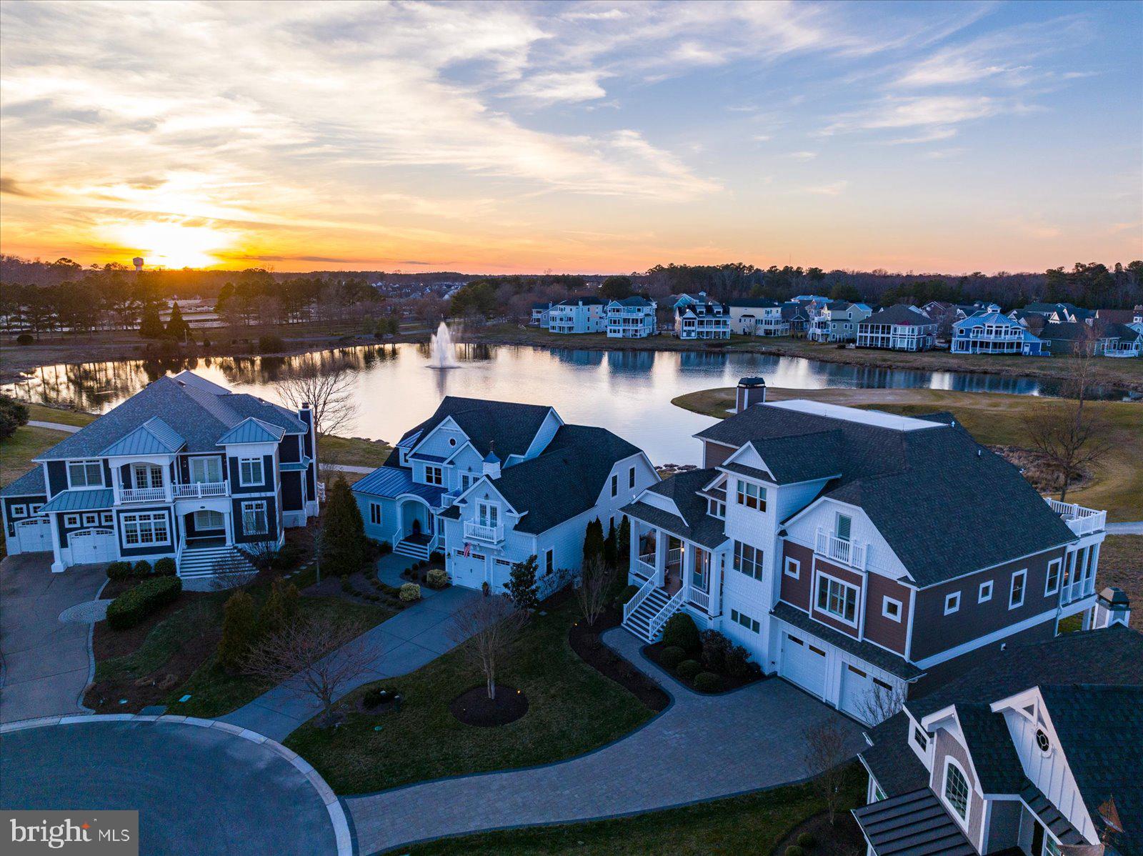 PENINSULA - Residential