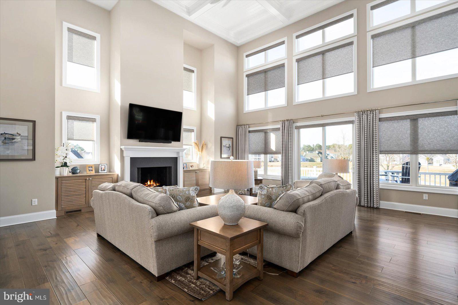 PENINSULA - Residential