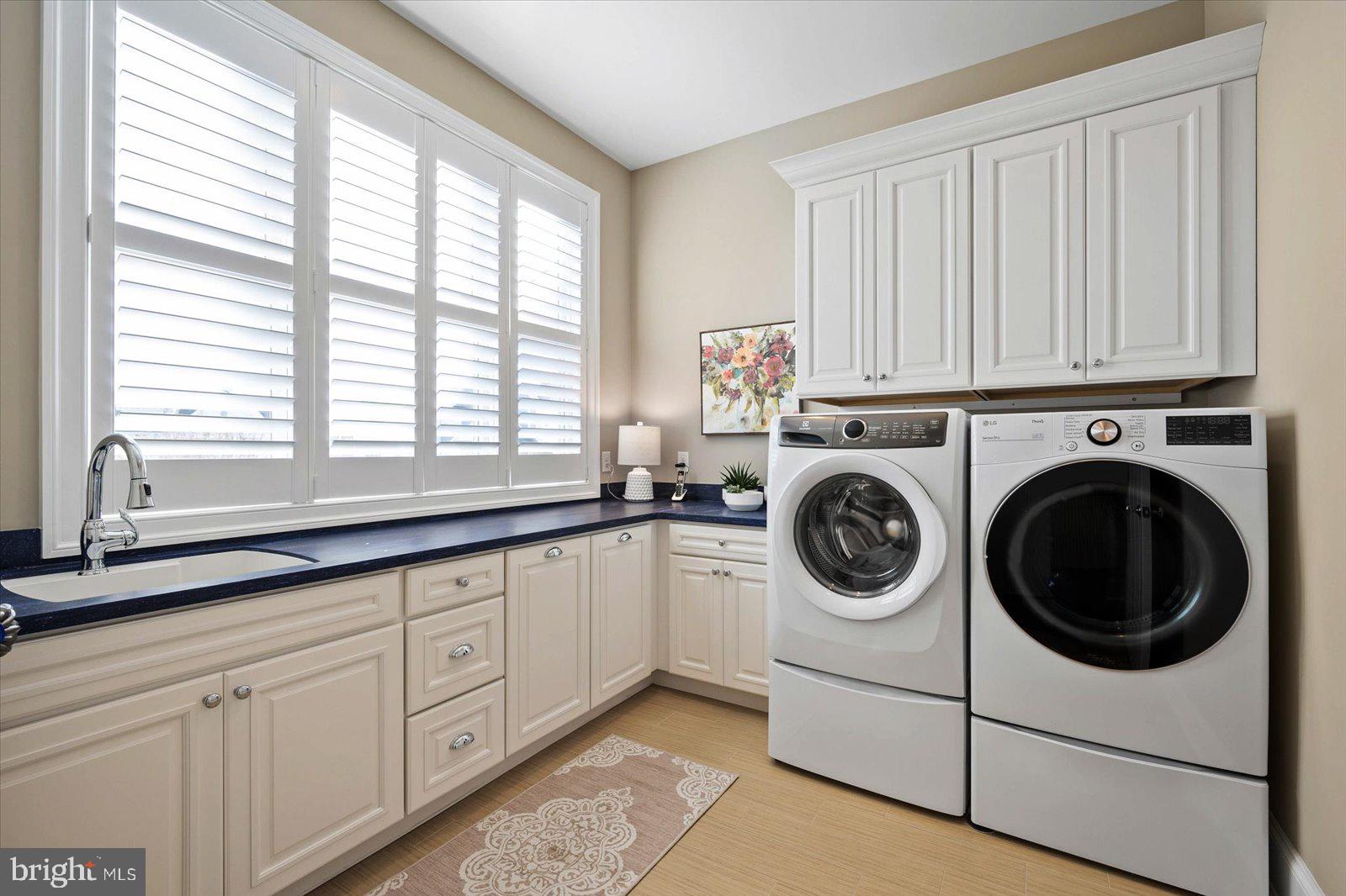 PENINSULA - Residential