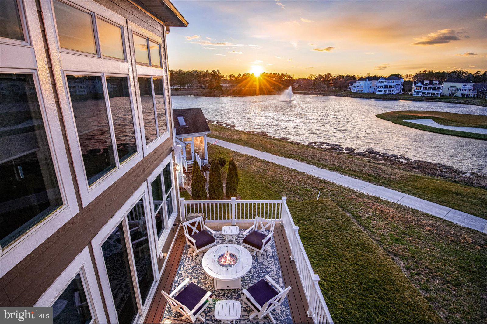 PENINSULA - Residential