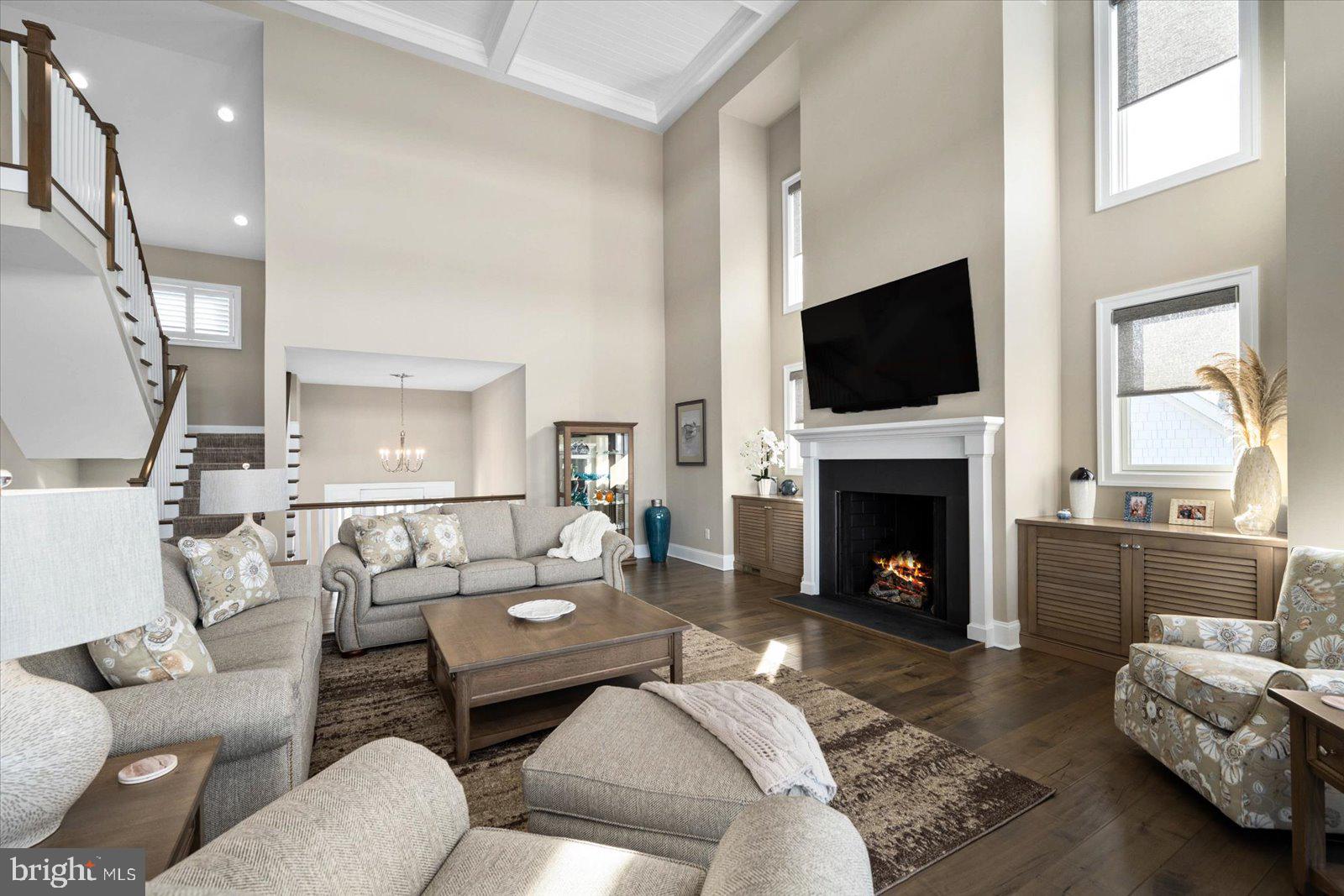 PENINSULA - Residential