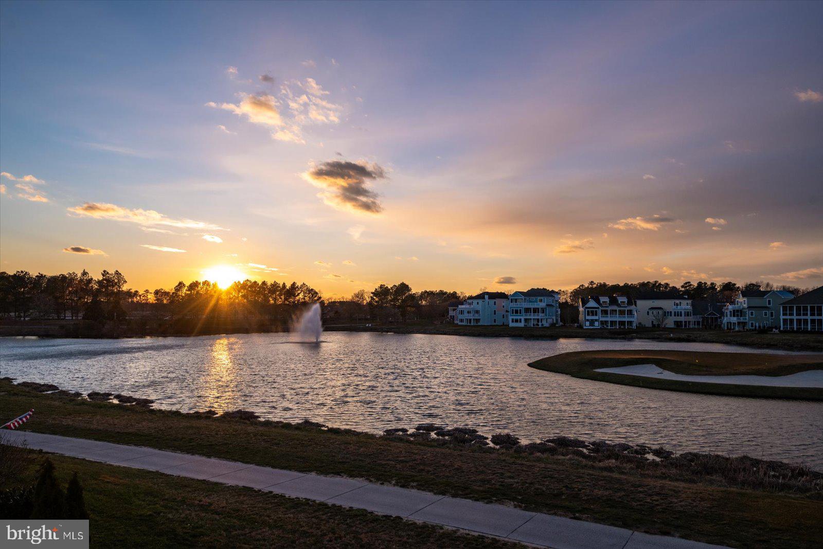 PENINSULA - Residential