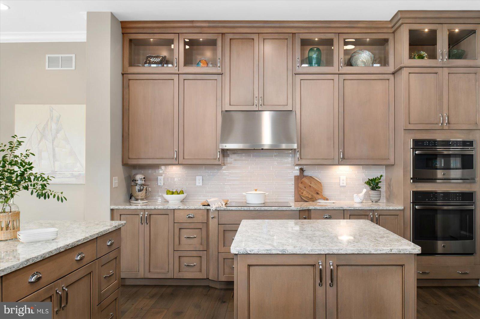 PENINSULA - Residential