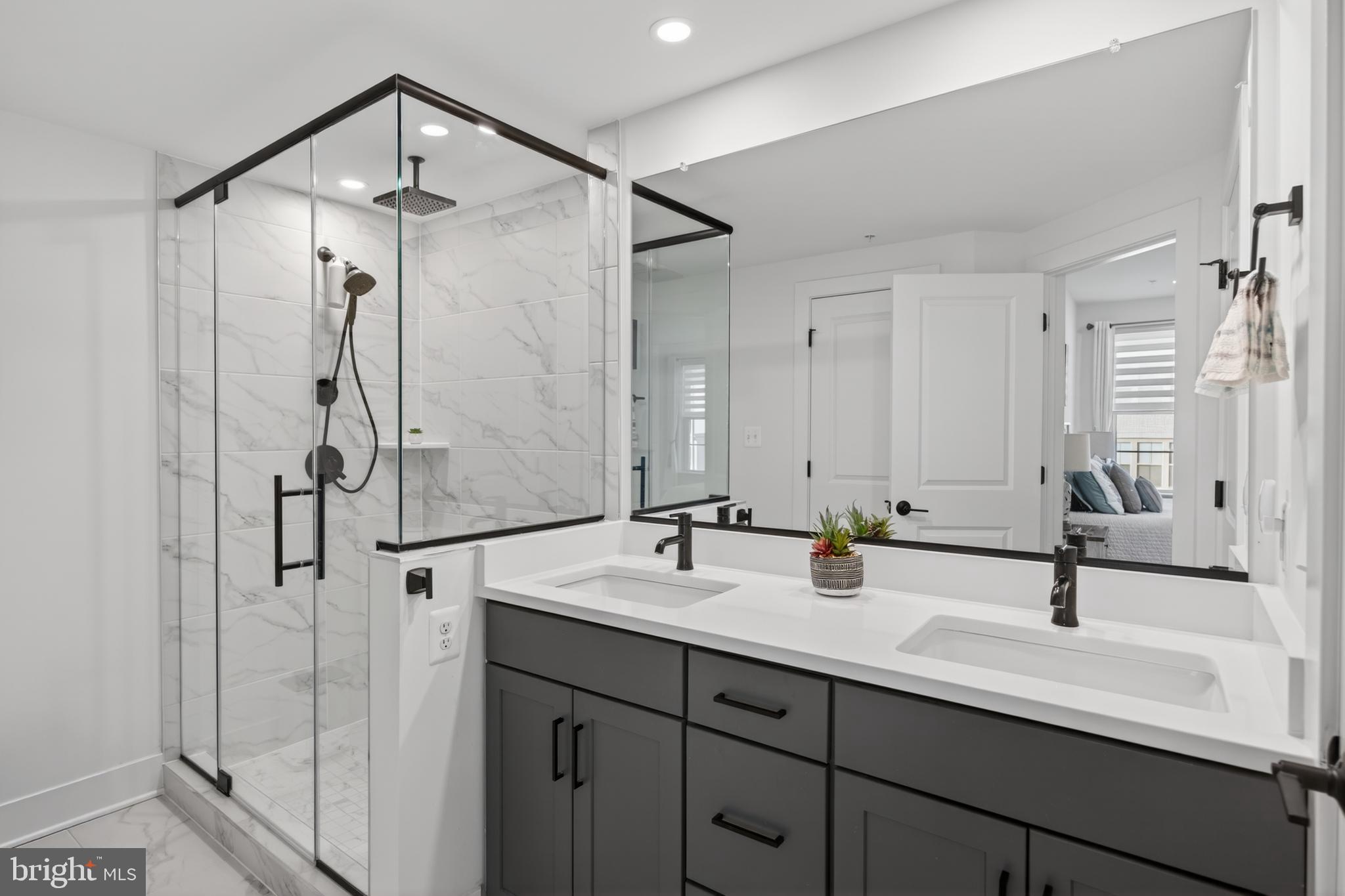 THE GROVE - Residential