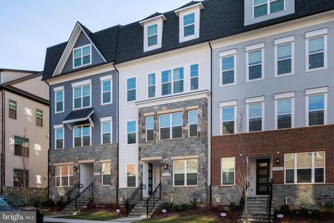 Photo of 14928 Swat Street #1, ROCKVILLE, MD 20850 (MLS # MDMC2226214)