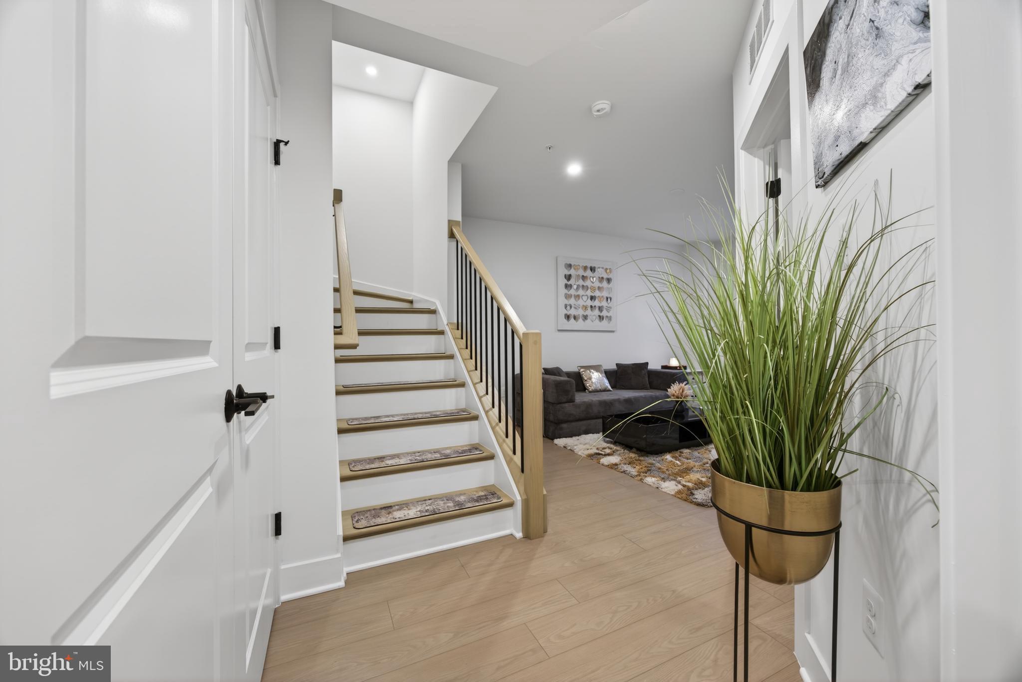 THE GROVE - Residential