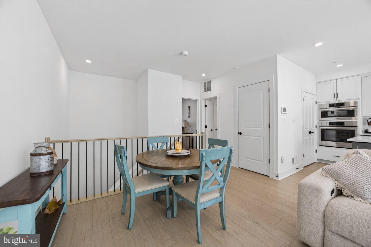 THE GROVE - Residential