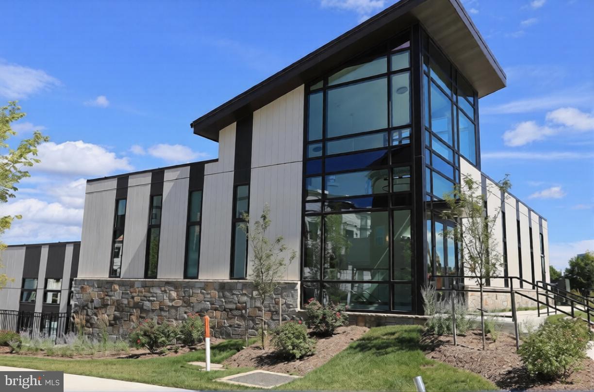 THE GROVE - Residential