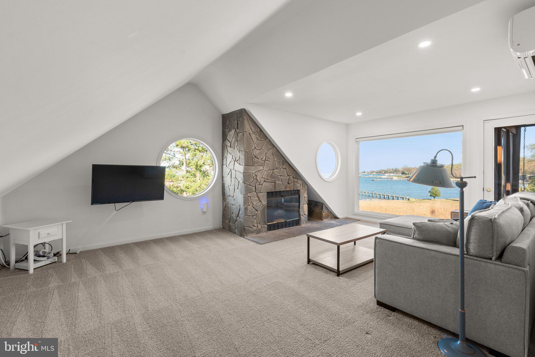 ULMSTEAD ESTATES - Residential