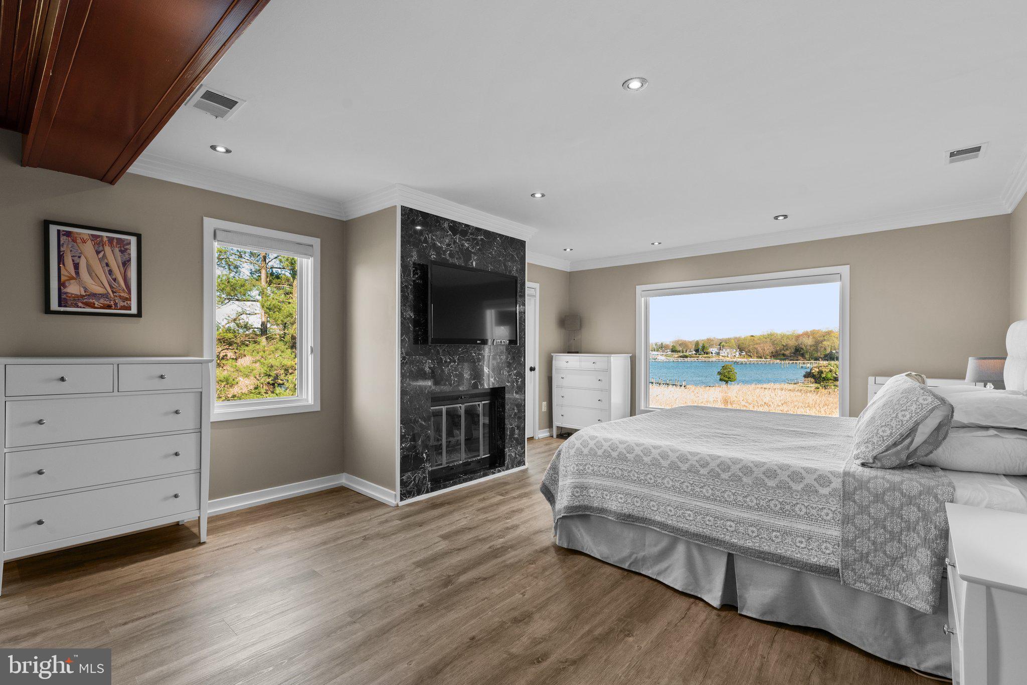 ULMSTEAD ESTATES - Residential