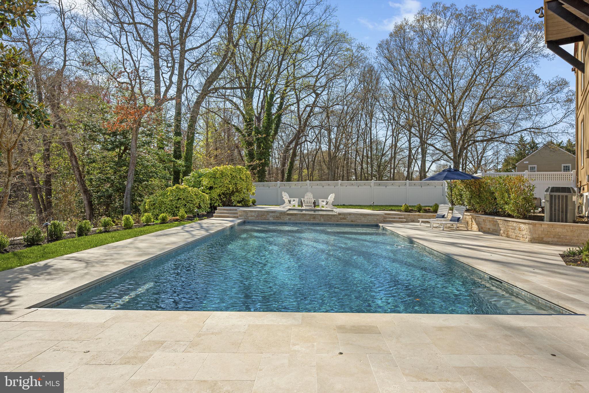 ULMSTEAD ESTATES - Residential