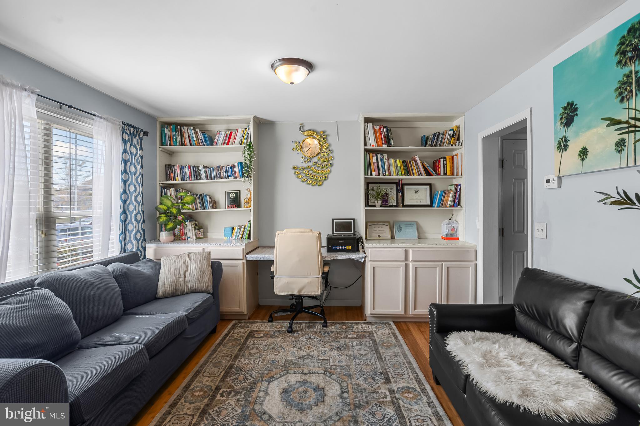 7 FINCH DR