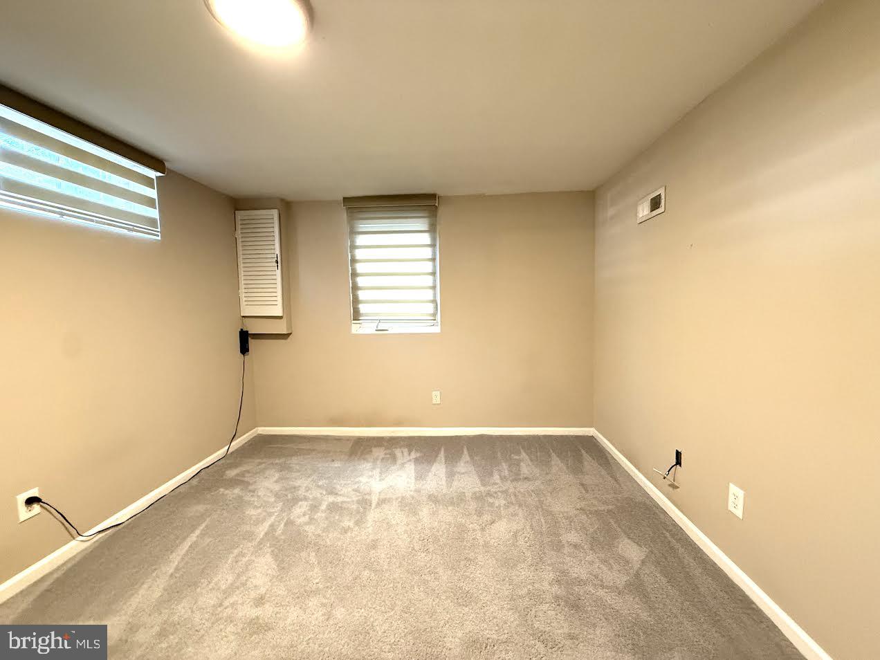 CRYSTAL SPRINGS - Residential Lease