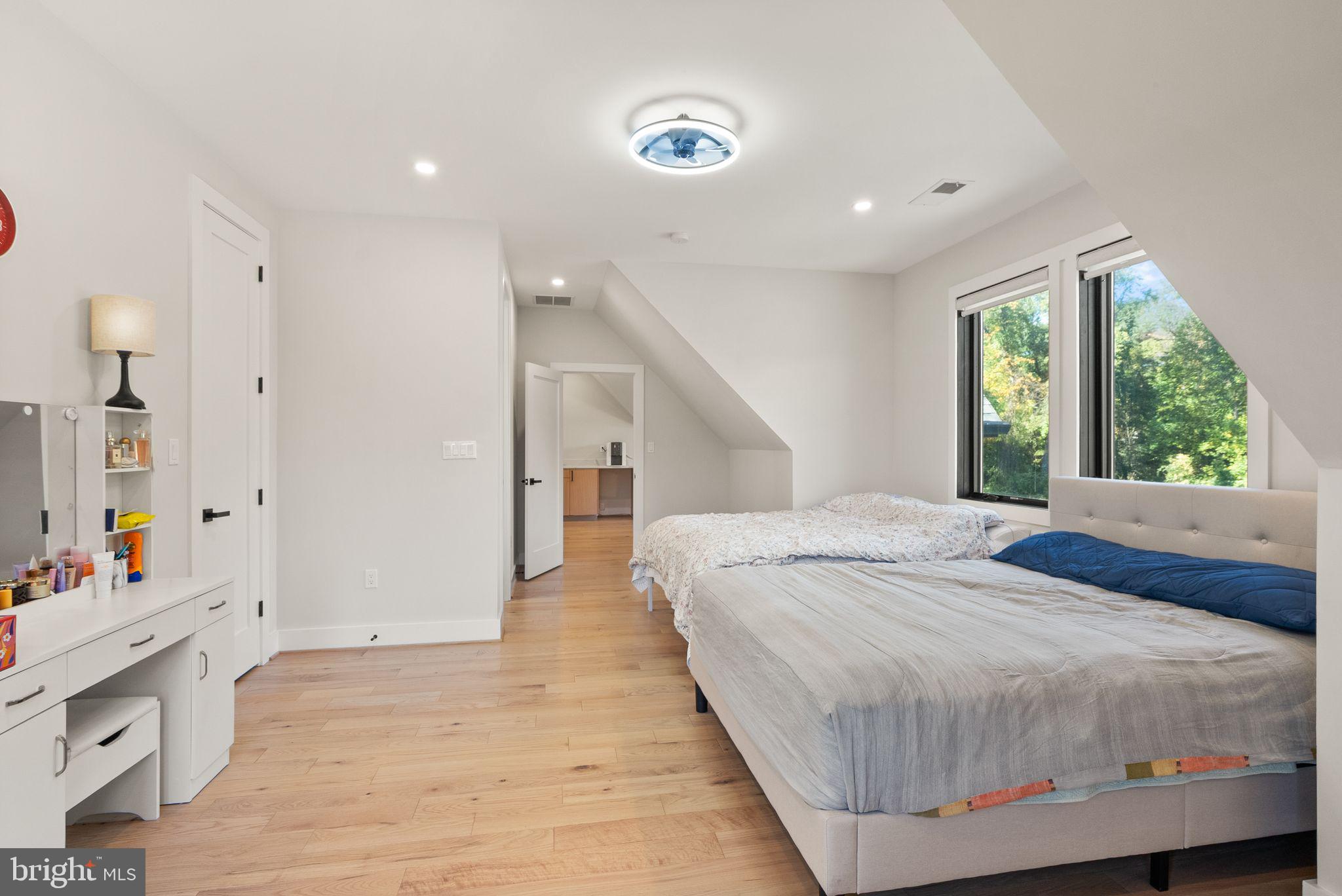 CENTREVILLE FARMS - Residential