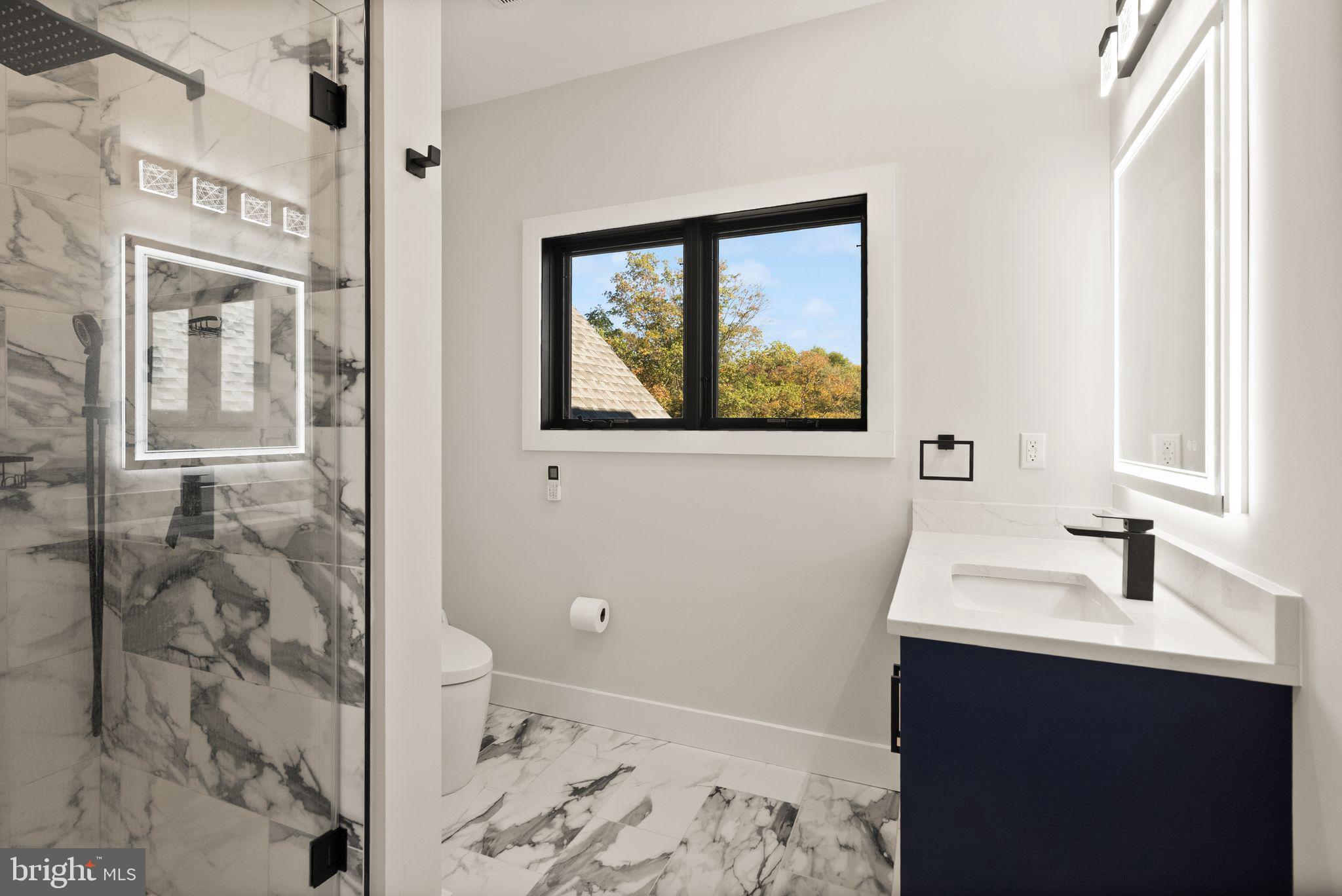 CENTREVILLE FARMS - Residential