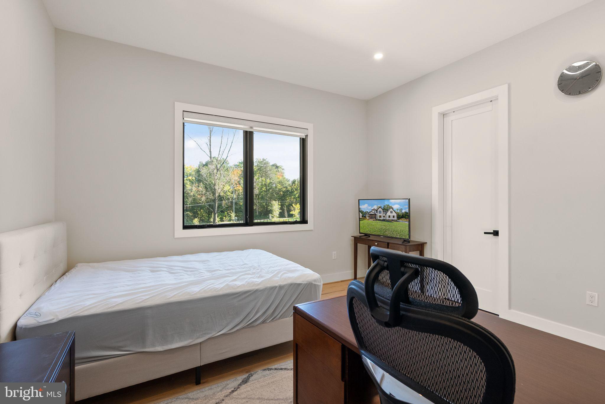 CENTREVILLE FARMS - Residential