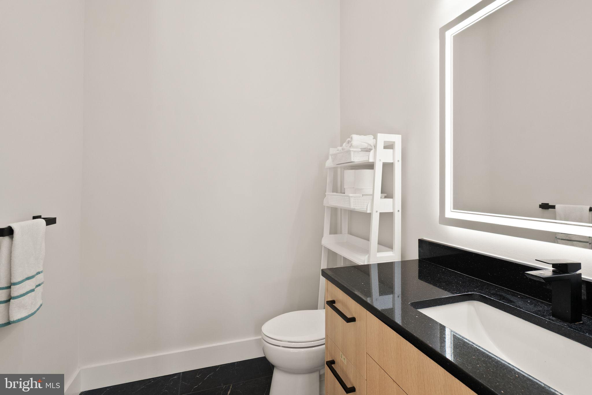 CENTREVILLE FARMS - Residential