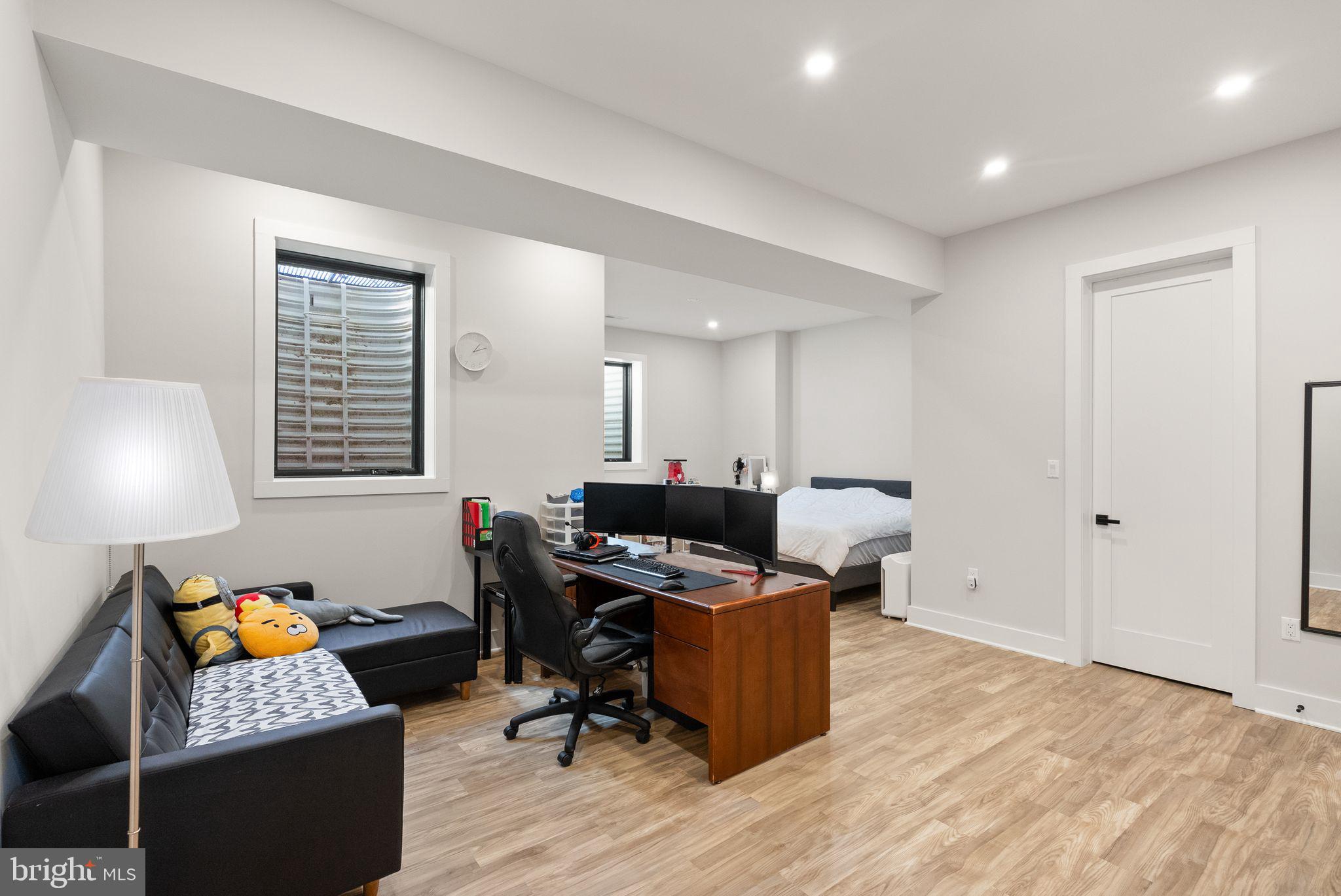 CENTREVILLE FARMS - Residential