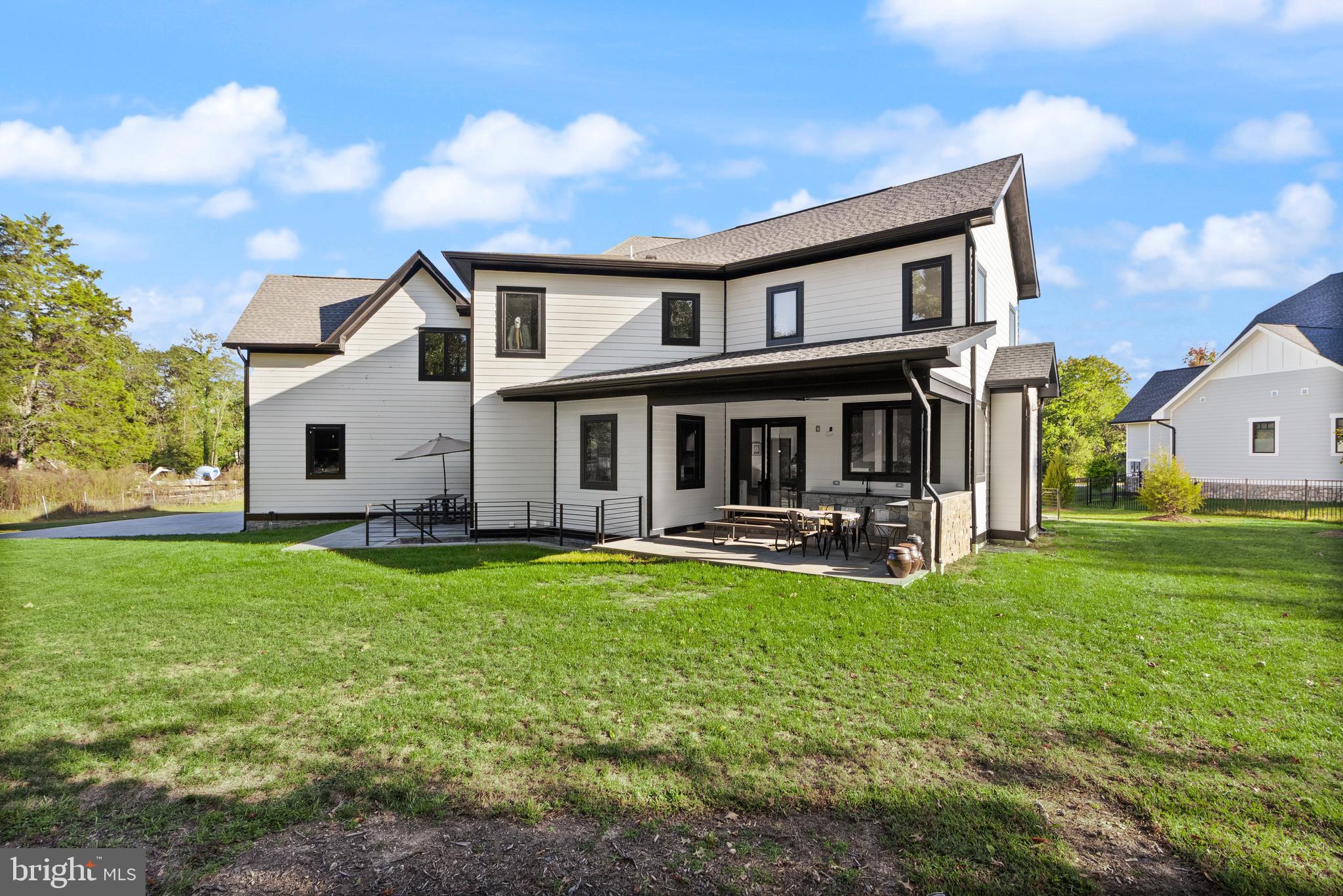 CENTREVILLE FARMS - Residential