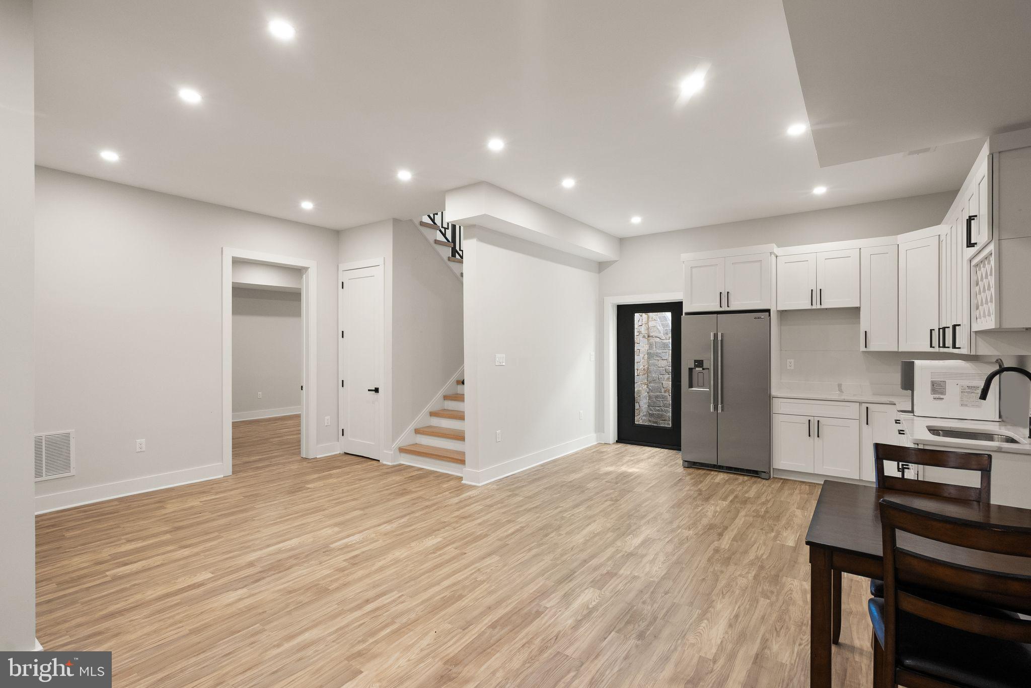 CENTREVILLE FARMS - Residential