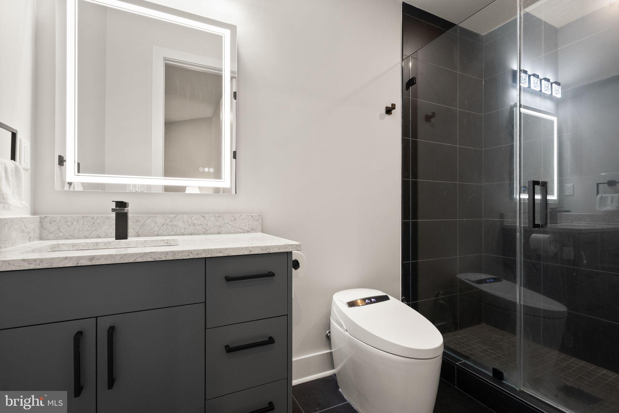 CENTREVILLE FARMS - Residential