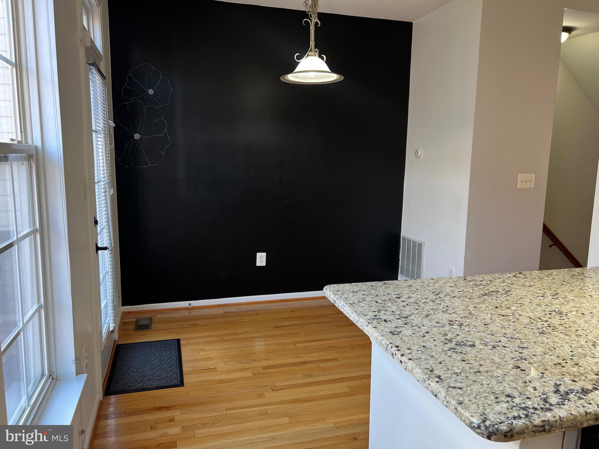 KINGSTOWNE - Residential Lease