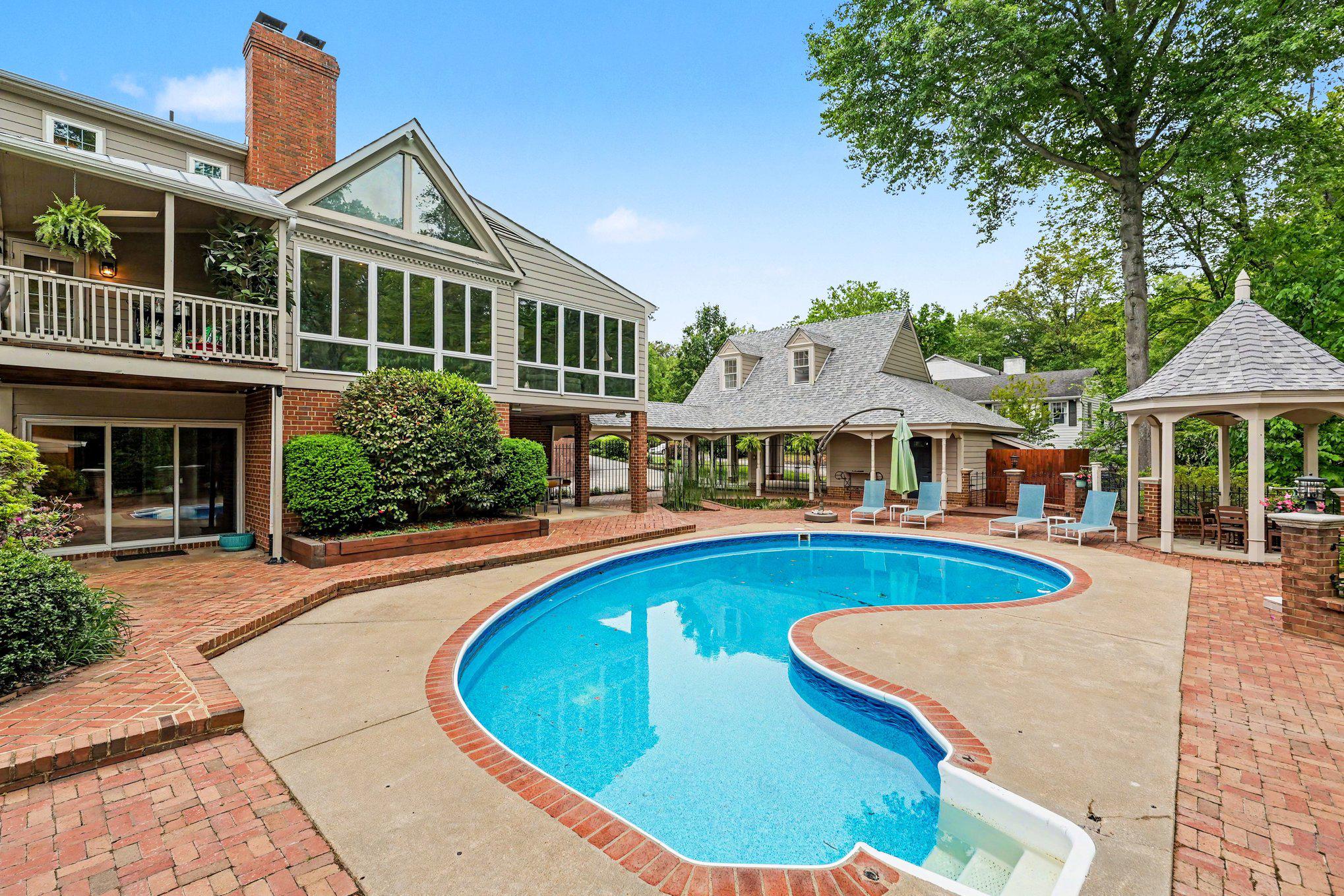 WESTWOOD - Residential
