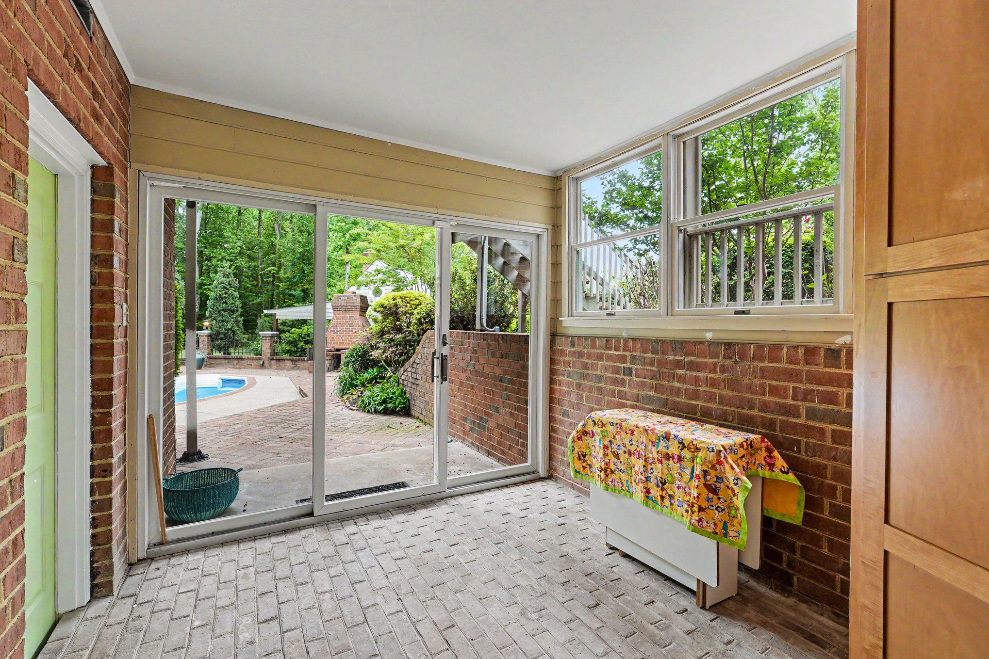 WESTWOOD - Residential