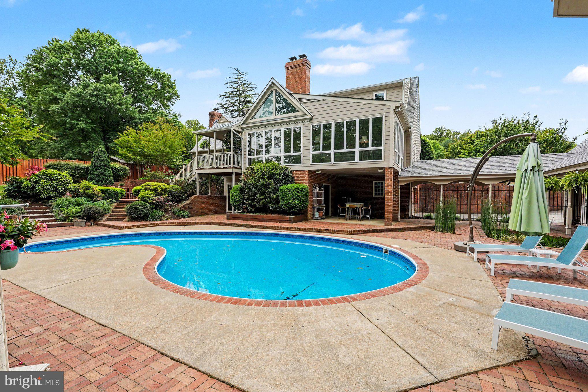 WESTWOOD - Residential