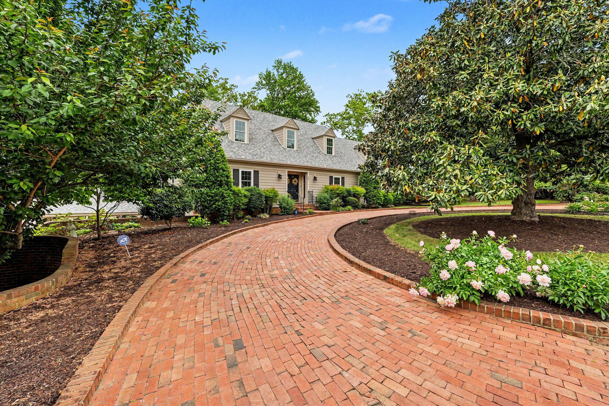 301 FALLING CREEK ROAD