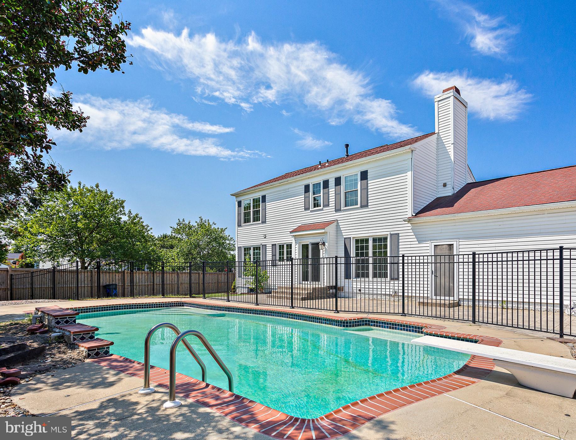 SEVERN MEADOWS - Residential