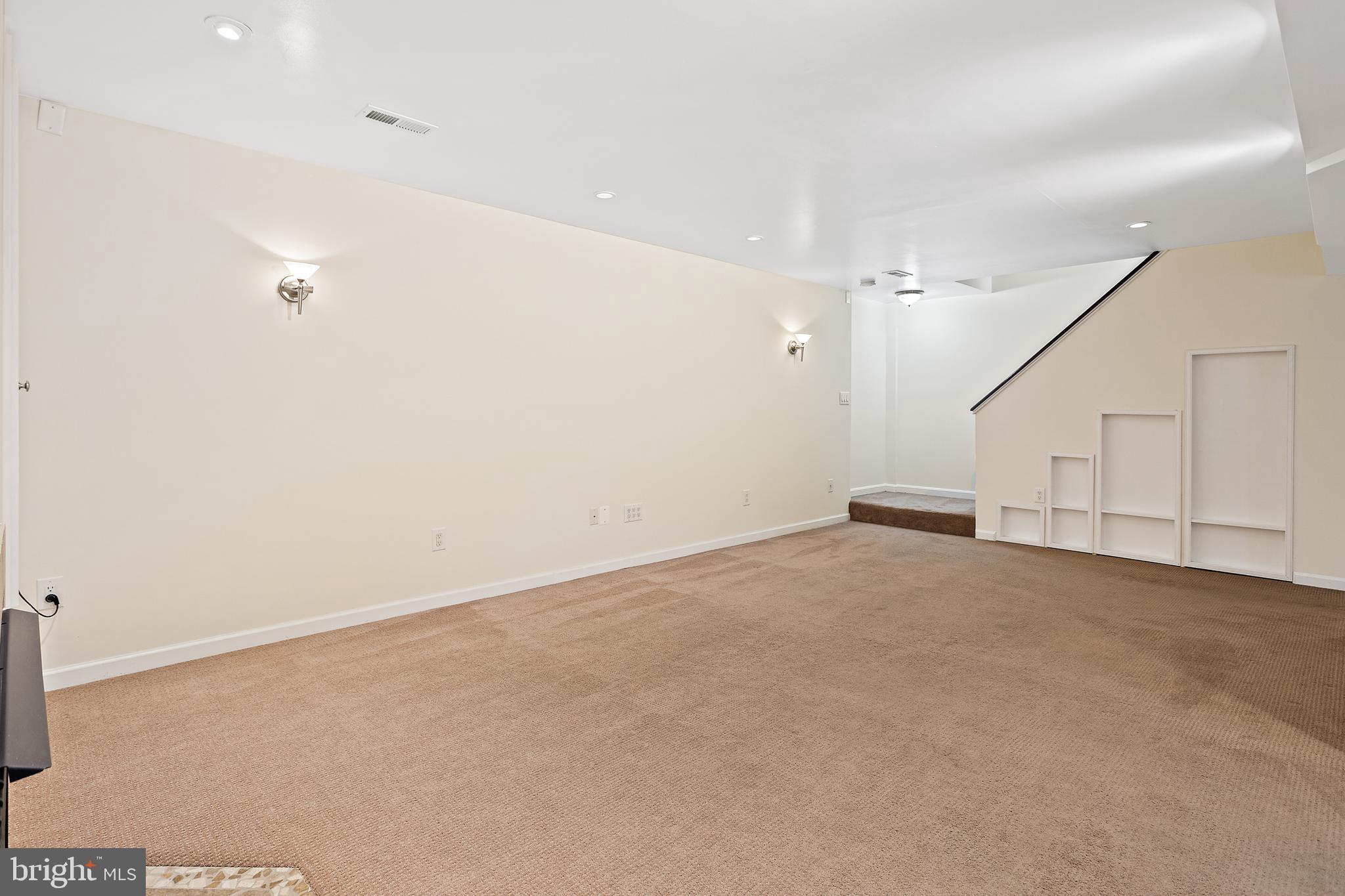 SEVERN MEADOWS - Residential