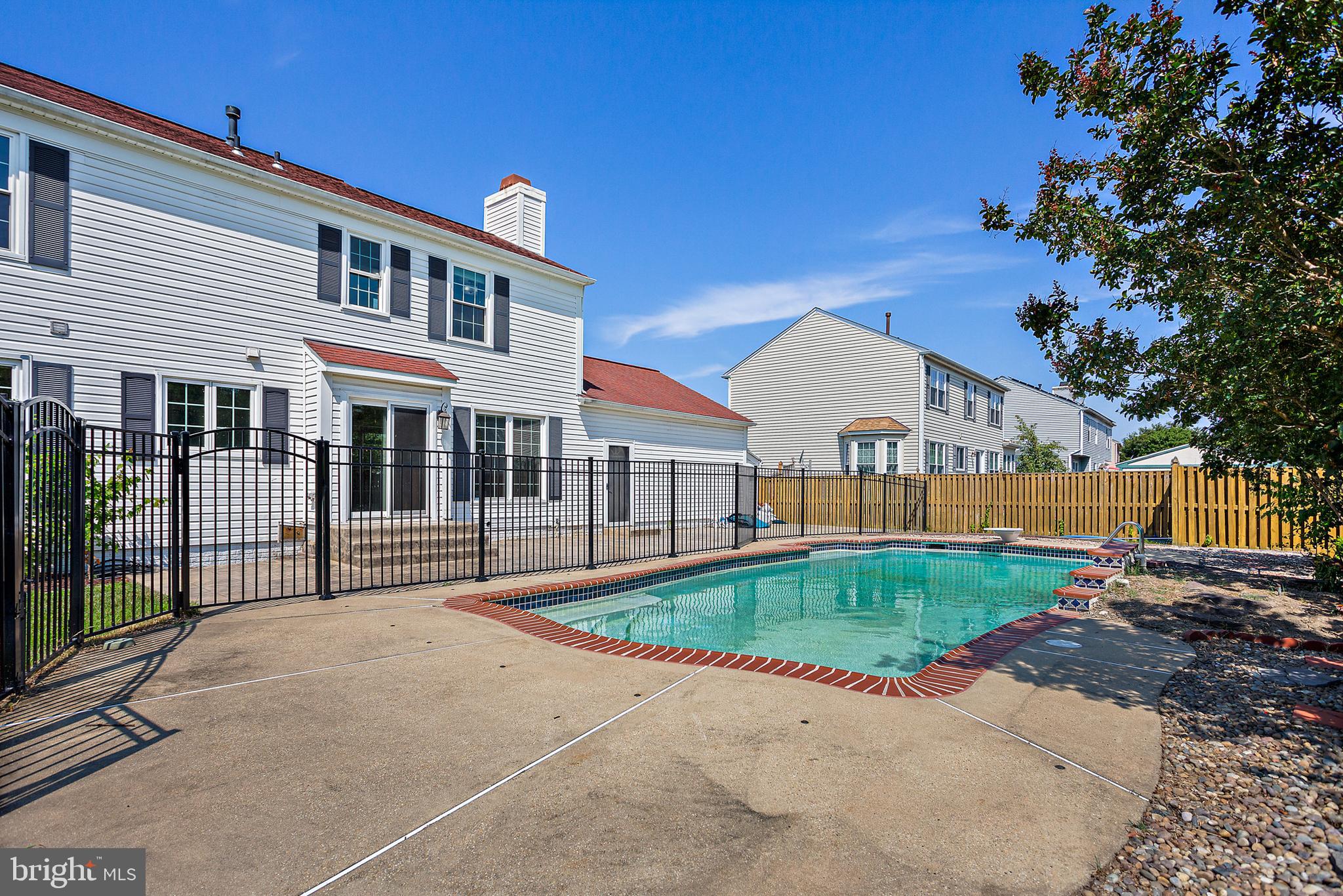 SEVERN MEADOWS - Residential