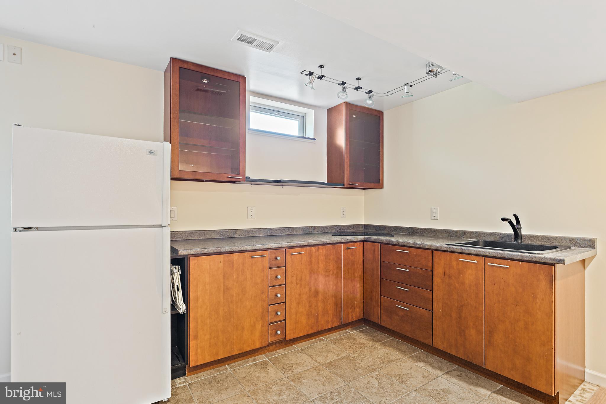 SEVERN MEADOWS - Residential