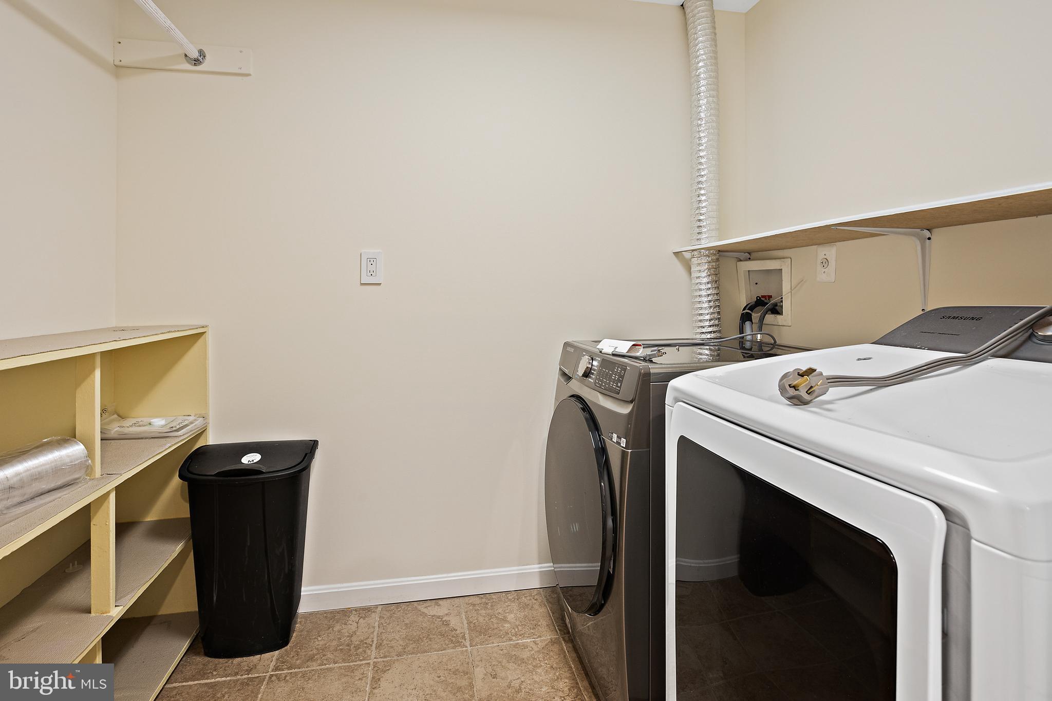 SEVERN MEADOWS - Residential